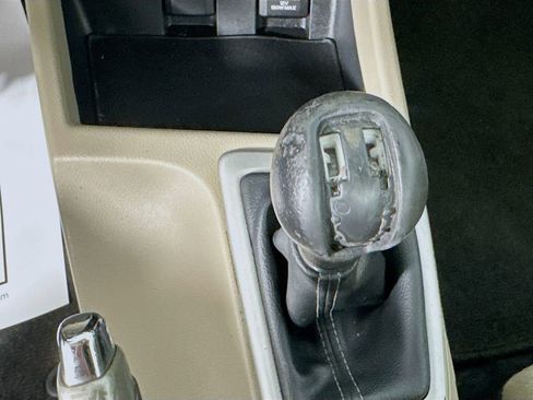 Used 2013 Honda Civic LX image 27