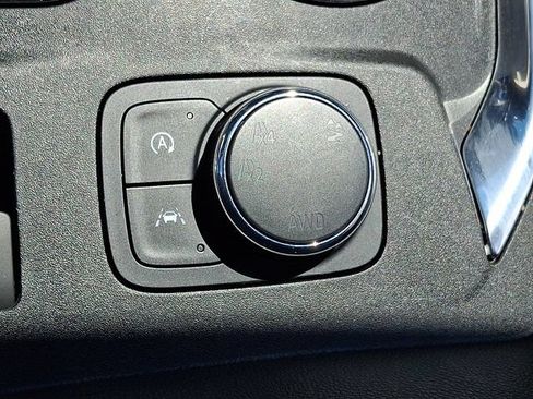 Certified 2023 Chevrolet Traverse RS AWD/4WD image 26