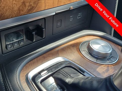 Used 2023 Nissan Armada SL w/ Captain's Chairs Package AWD/4WD image 14