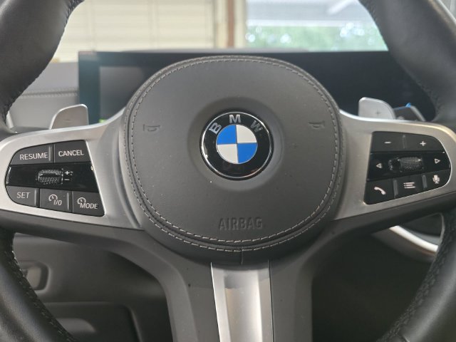 Used 2026 BMW X5 xDrive40i w/ M Sport Package AWD/4WD image 12