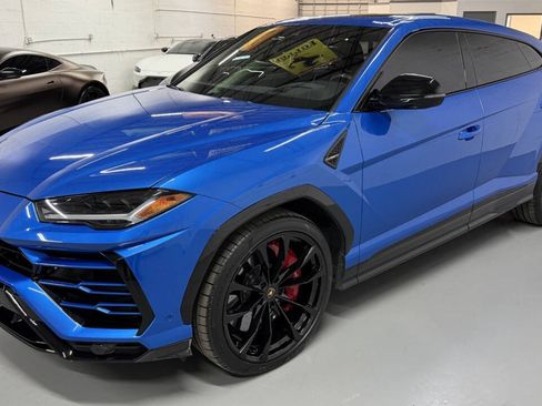 Used 2021 Lamborghini Urus AWD/4WD image 28