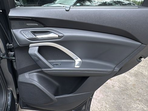 Certified 2025 Audi Q5 Premium Plus w/ Premium Plus image 24