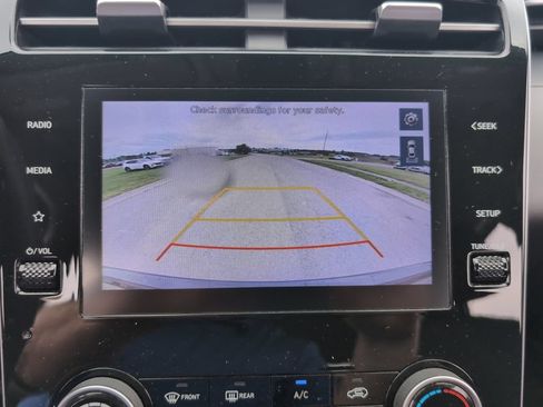 Certified 2022 Hyundai Tucson SEL AWD/4WD image 11