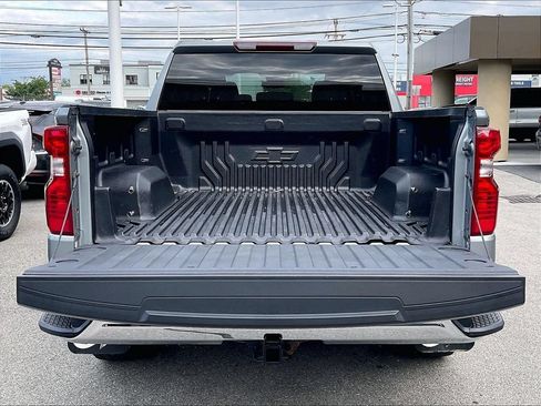 Used 2023 Chevrolet Silverado 1500 LT AWD/4WD image 31