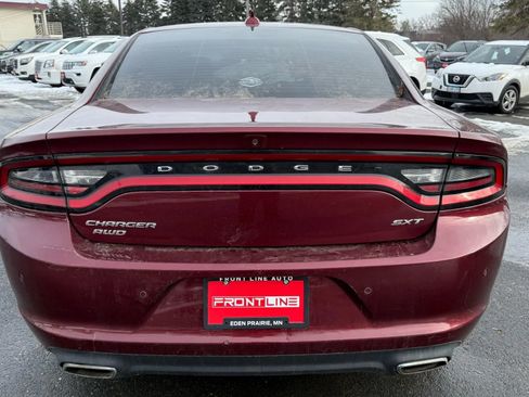Used 2017 Dodge Charger SXT w/ AWD Plus Group image 8
