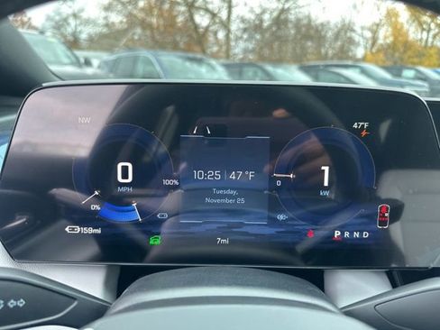 New 2026 Chevrolet Equinox EV LT image 17