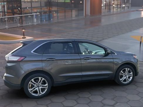 Used 2017 Ford Edge Titanium FWD image 15
