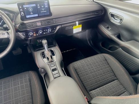 New 2026 Honda HR-V Sport image 32