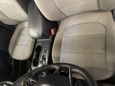 Used 2022 Ford Escape SE w/ Convenience Package image 15