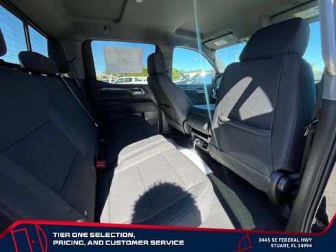 New 2026 GMC Sierra 1500 SLE w/ Preferred Package RWD image 18