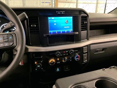 Used 2025 Ford F250 XL w/ XL Off-Road Package image 6