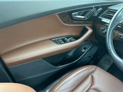 Used 2018 Audi Q7 3.0T Prestige image 11