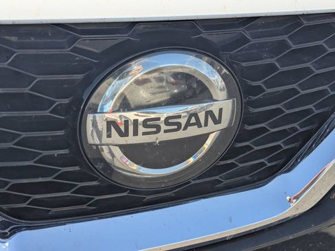 Used 2020 Nissan Rogue Sport S FWD image 11