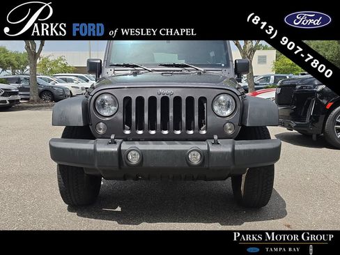 Used 2016 Jeep Wrangler Unlimited Sport w/ Max Tow Package AWD/4WD image 3