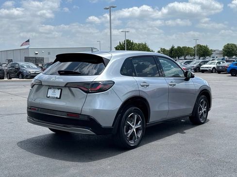 Used 2024 Honda HR-V EX-L image 7