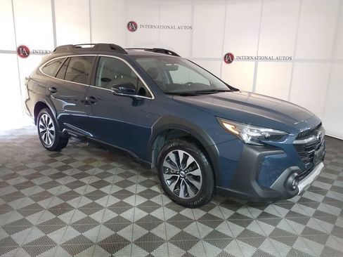 Certified 2024 Subaru Outback Limited AWD/4WD image 3
