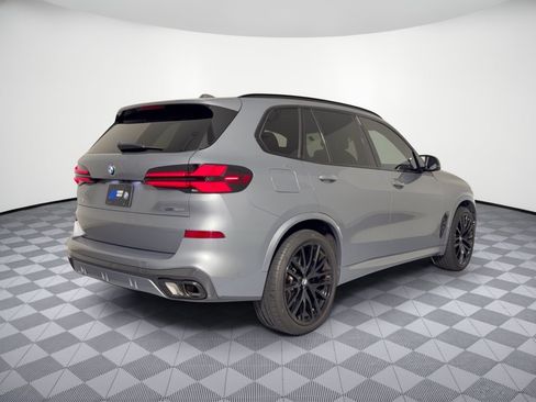 Certified 2025 BMW X5 sDrive40i w/ M Sport Package RWD image 9