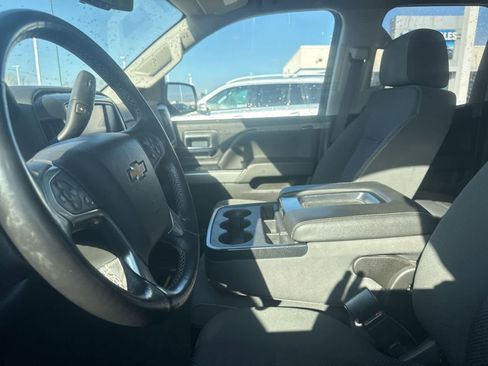Used 2018 Chevrolet Silverado 1500 LT w/ All Star Edition image 29