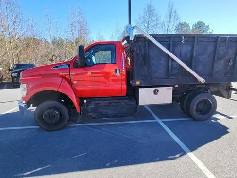 Used 2021 Ford F650 2WD Regular Cab Super Duty image 12