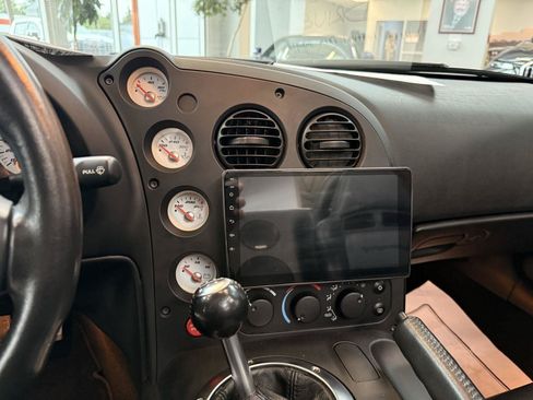 Used 2003 Dodge Viper SRT-10 RWD image 41