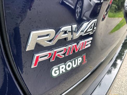 Used 2024 Toyota RAV4 SE w/ Weather & Moonroof Package AWD/4WD image 10