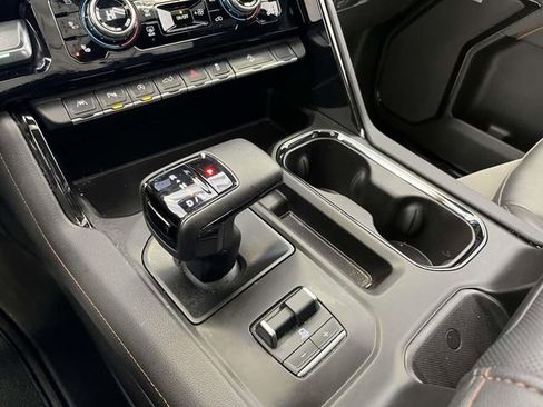 Used 2025 GMC Sierra 1500 AT4 w/ AT4 Premium Package image 23