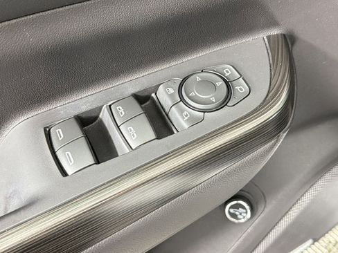 Used 2023 GMC Acadia SLT w/ Technology Package FWD image 19