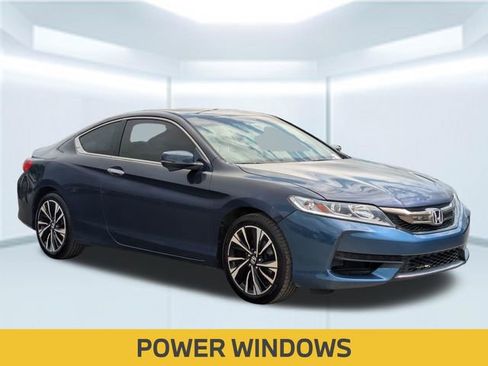 Used 2017 Honda Accord EX-L image 11