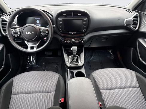 Used 2024 Kia Soul LX w/ Option Group 015 image 14