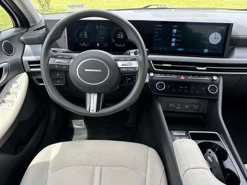 Used 2025 Hyundai Sonata SEL image 9