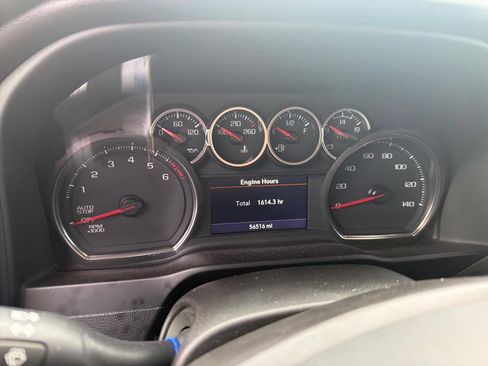 Used 2022 Chevrolet Silverado 1500 RST w/ Redline Edition AWD/4WD image 7