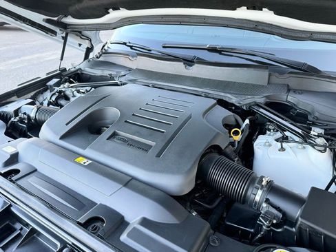 Used 2021 Land Rover Range Rover Westminster Edition image 32