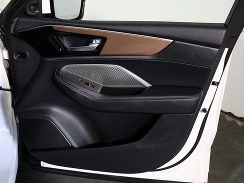 Certified 2022 Acura MDX SH-AWD w/ Technology Package image 35
