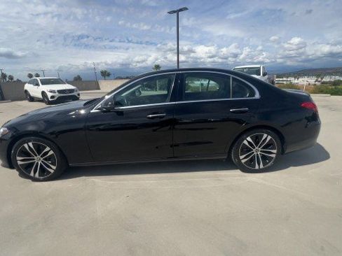 Used 2022 Mercedes-Benz C 300 Sedan image 5