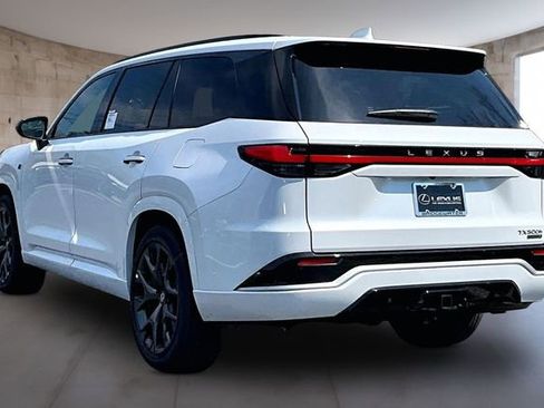 New 2026 Lexus TX 500h AWD image 3