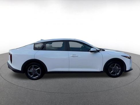 Used 2025 Kia K4 FWD image 16