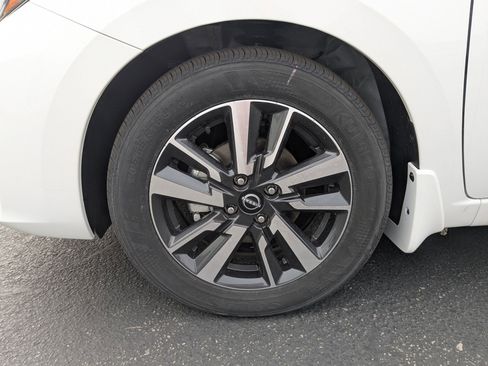 New 2025 Nissan Versa SV w/ Trunk Package image 20