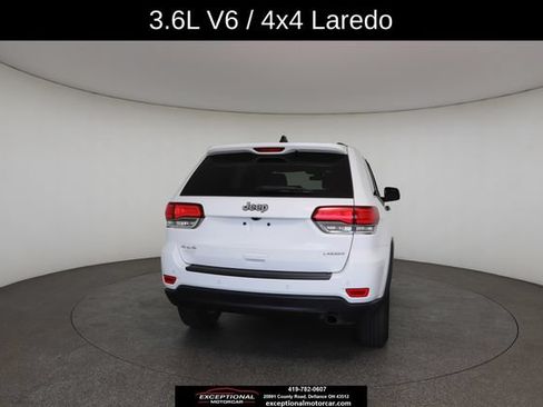 Used 2020 Jeep Grand Cherokee Laredo AWD/4WD image 15