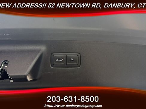 Used 2025 Hyundai Santa Fe Calligraphy AWD/4WD image 30