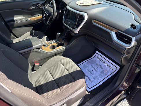 Used 2017 GMC Acadia SLE image 26