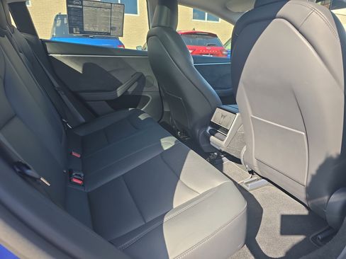 Used 2024 Tesla Model 3 Long Range image 11
