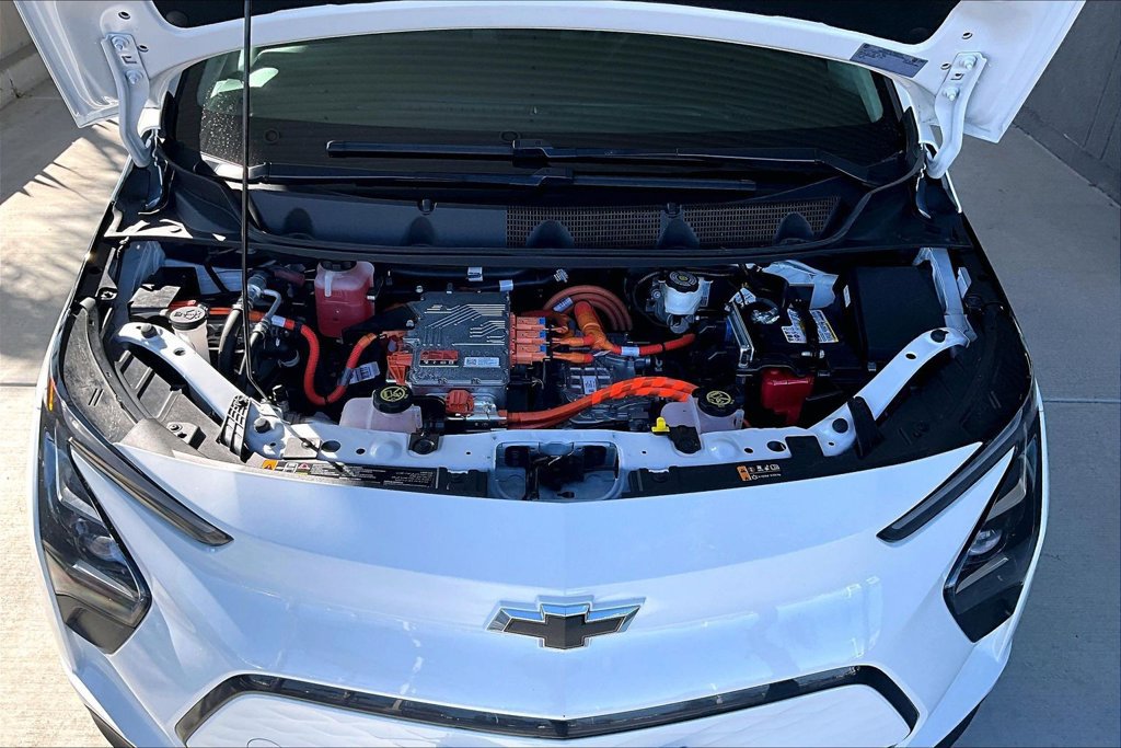 Used 2023 Chevrolet Bolt LT FWD image 27
