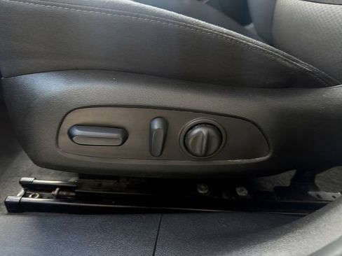 Used 2024 Chevrolet Malibu LT FWD image 20