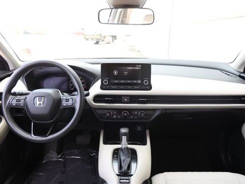 Certified 2024 Honda HR-V LX image 11