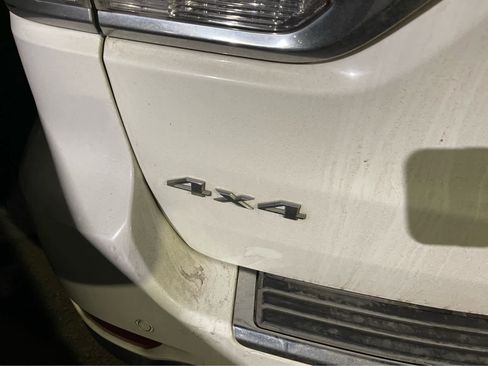 Used 2017 Jeep Grand Cherokee Limited image 8