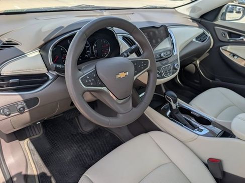 Used 2024 Chevrolet Malibu LT FWD image 9