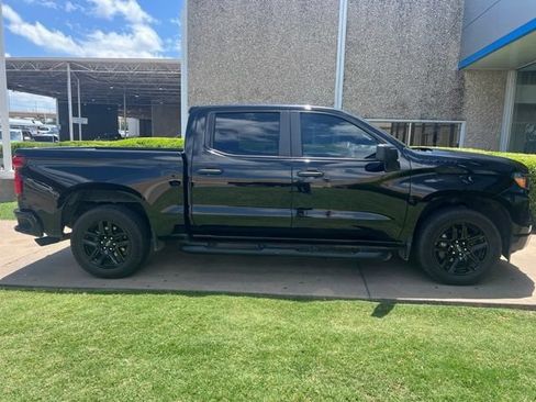 Used 2024 Chevrolet Silverado 1500 Custom w/ Rally Edition RWD image 4
