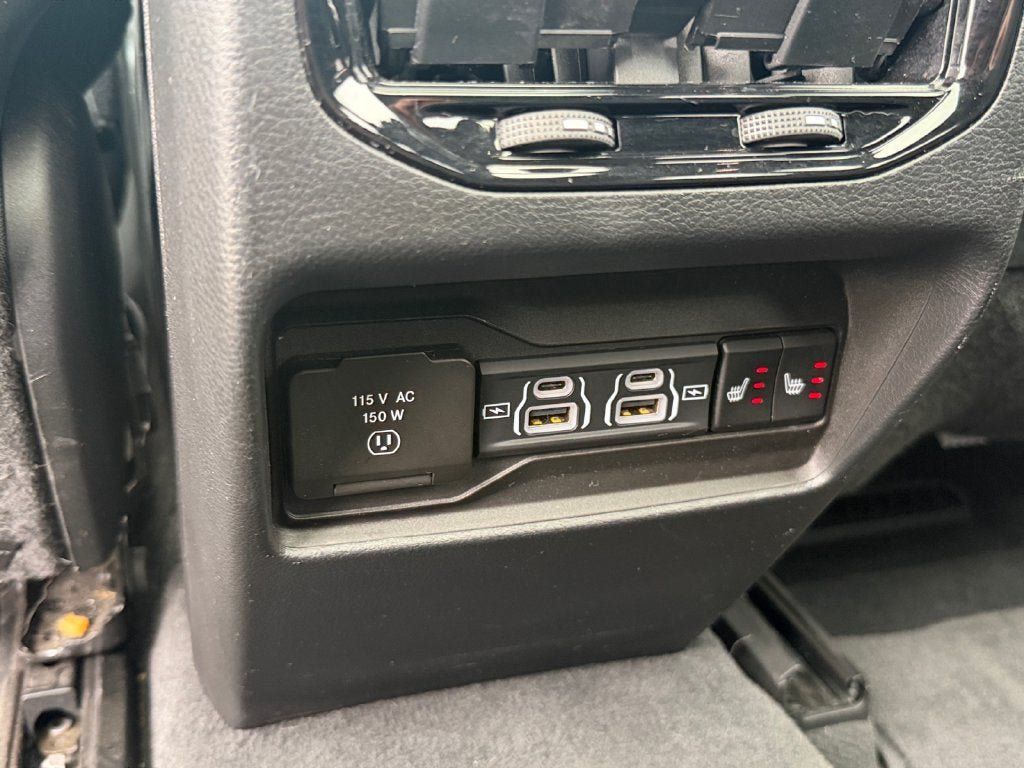 Used 2023 Jeep Grand Cherokee Overland AWD/4WD image 33