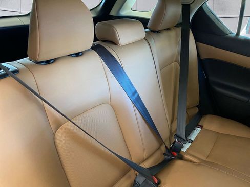 Used 2017 Lexus CT 200h image 16