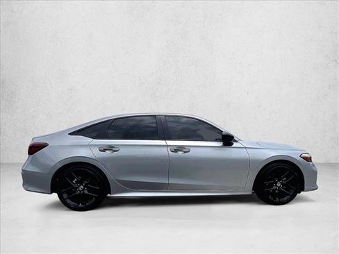 Used 2025 Honda Civic Sport image 5